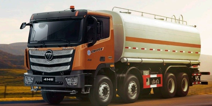 Camión aljibe para agua potable e industrial en faenas